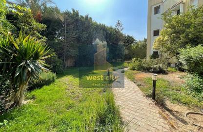 Villa - 5 Bedrooms - 6 Bathrooms for sale in Mena Garden City - Al Motamayez District - 6 October City - Giza
